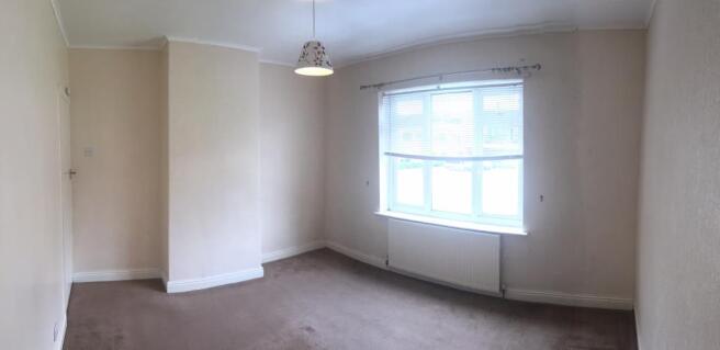 2 bed Terraced to rent Image 5