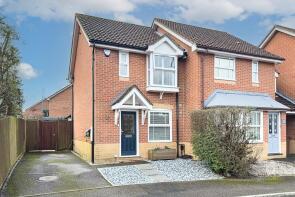 25, Wallcroft Close, Binfield, Bracknell RG42 4UD