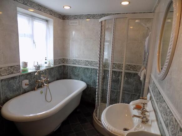 Photo 11