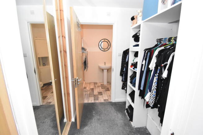 DRESSING ROOM