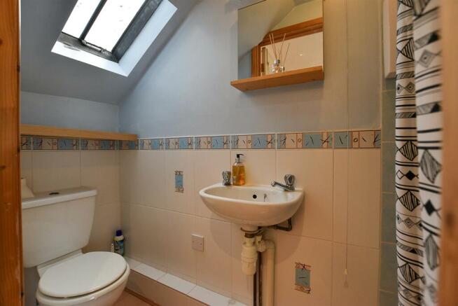 # En-Suite Shower Room.jpg
