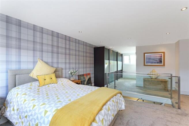 2 bed Terraced for sale Image 12