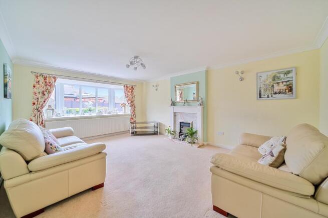 1365539-4-68f211c286e53