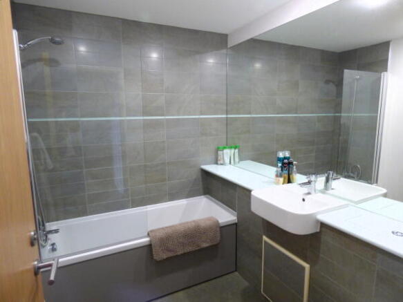 1 bed Apartment to rent Image 7