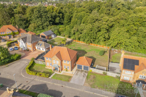 Arlington Way, Brettenham
