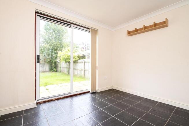 Kitchen/ Dining Room