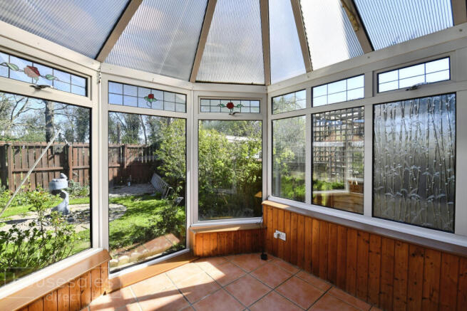 2 bed Semi-Detached for sale Image 6