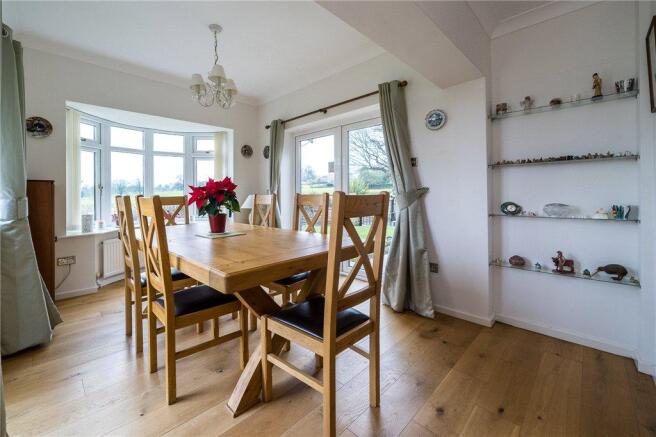 Sun Room/Dining Room