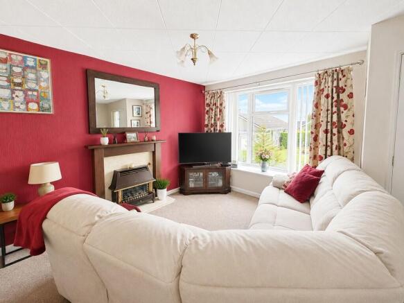 2 bed Semi-Detached Bungalow for sale Image 4