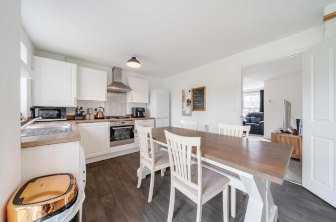 1290293-14-683587...