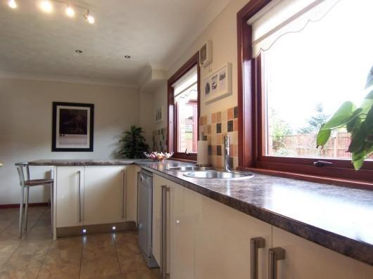 Breakfasting Kitchen