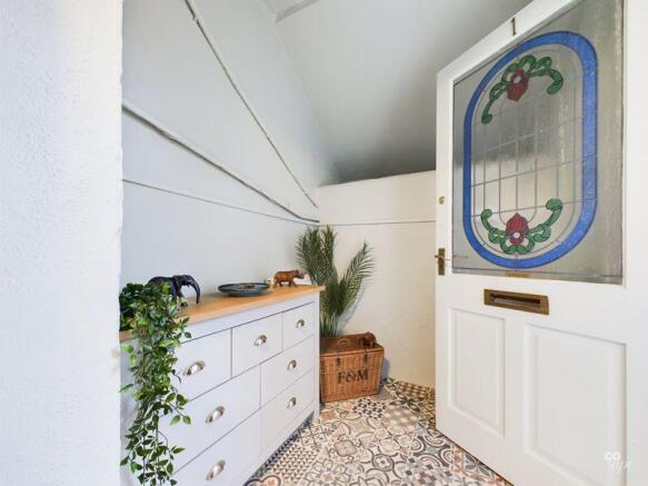 Entrance porch storage area