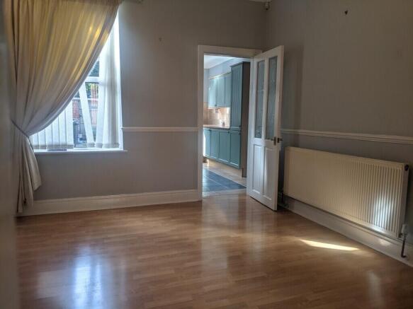 3 bed Terraced to rent in balby