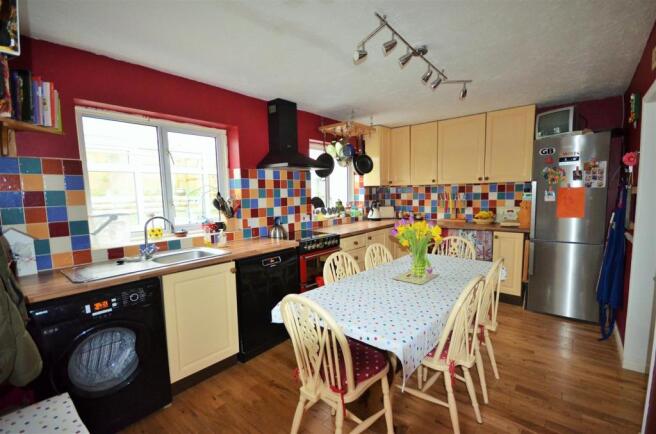 Kitchen/Dining Room