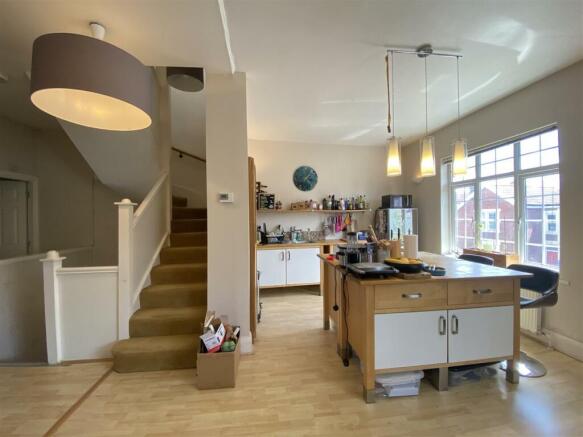 KITCHEN 5.jpeg