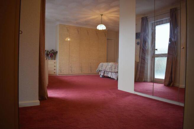 Main bedroom 