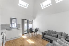 14a-14c, Lavender Hill, London SW11 5RW