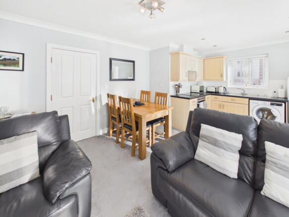 1 bed Apartment for sale Image 4