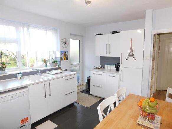 Kitchen 2