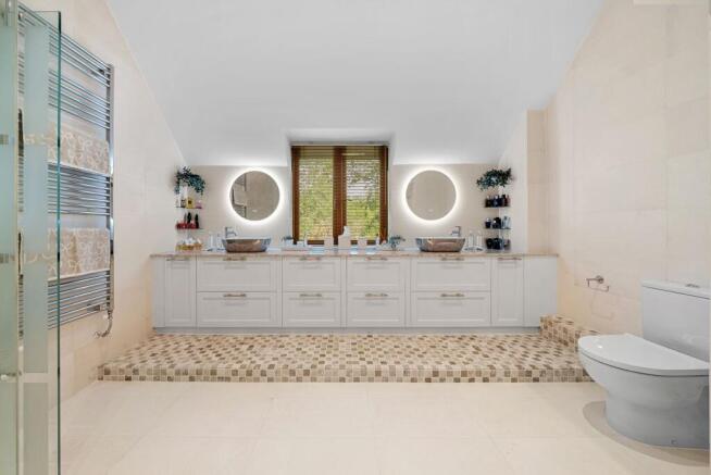 Principal Bedroom - Ensuite