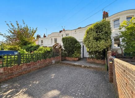 North Gardens, Brighton, BN1