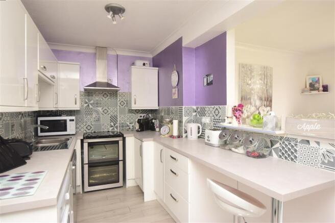 Kitchen/Dining Area