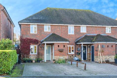 Norwood Close, Effingham, Leatherhead, Surrey, KT24