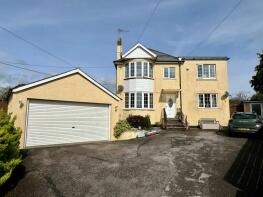4, Henty Avenue, Dawlish EX7 0AW