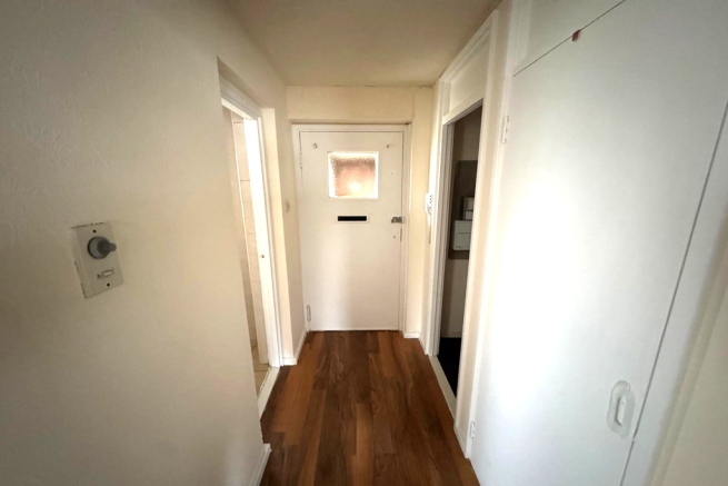 ENT HALLWAY