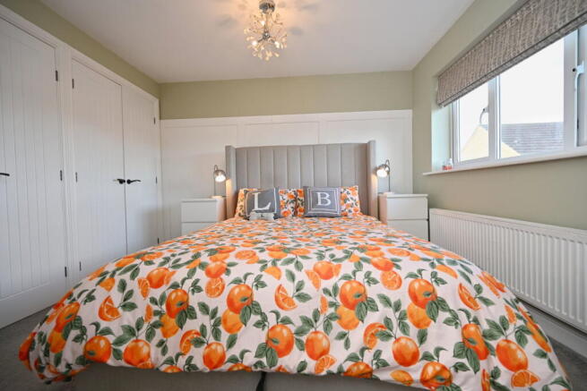 4 bed Detached for sale Image 10