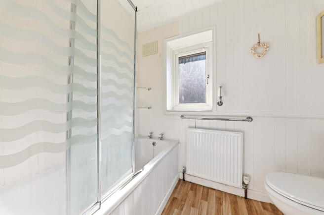 3 bed Semi-Detached for sale Image 9