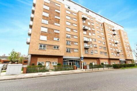 Cherrydown East, Basildon, Essex, SS16