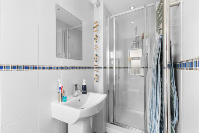 3 bed Semi-Detached for sale Image 12