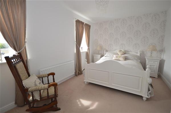BEDROOM (2)
