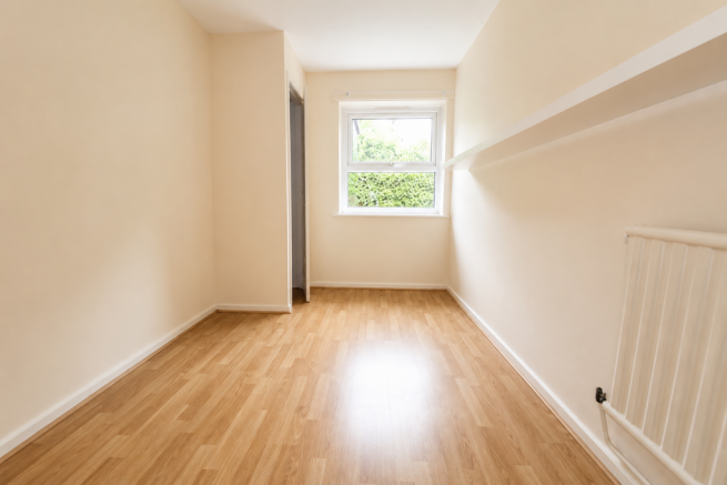 2 bed Apartment to rent Image 7