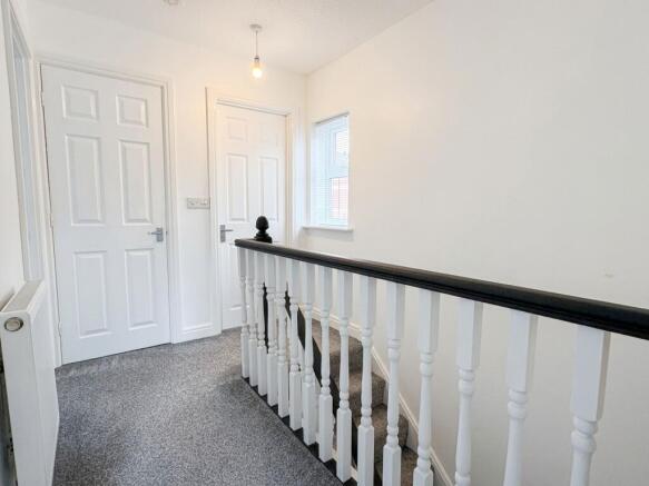3 bed Detached for sale Image 8