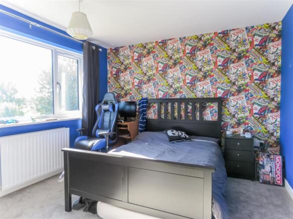 Bedroom 2.JPG