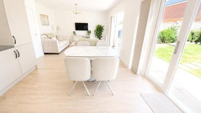 Mark Cross Way, Hailsham, East Sussex, BN27 photo 4