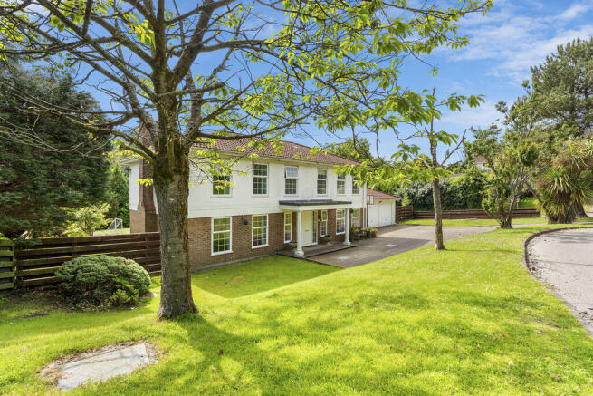 2 River Vale
