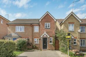 23, Oaklands Wood, Hatfield AL10 8LU