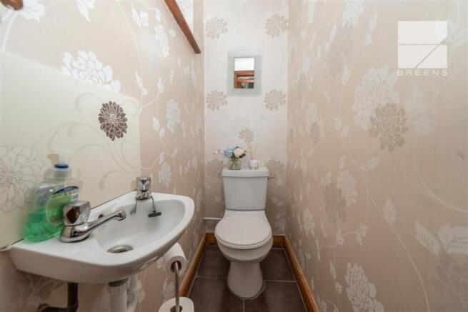 61 Brindwood Road_0038.jpg