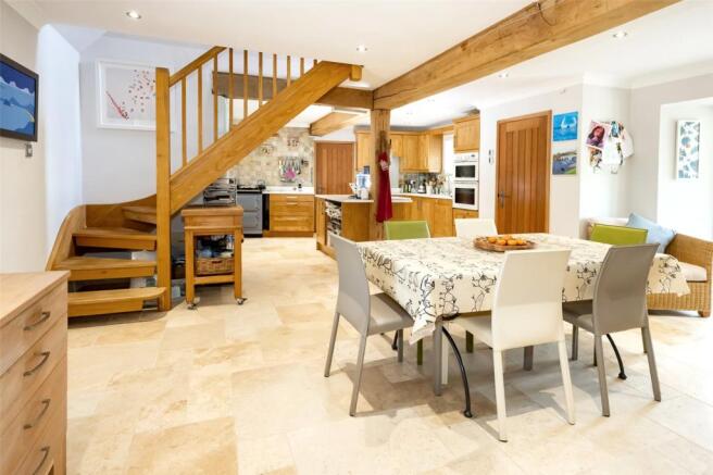 Kitchen/Breakfast