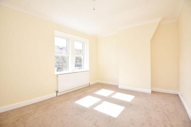 2 bed Terraced to rent Image 7