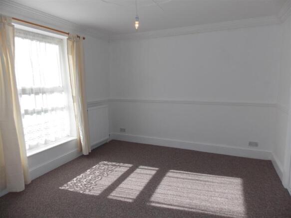 Bedroom.JPG
