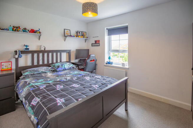 4 bed Detached for sale Image 9