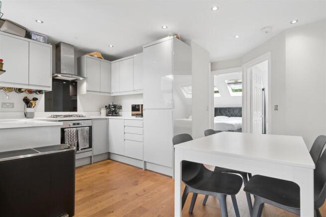 78c Coverton Road SW17 reception 1.jpg