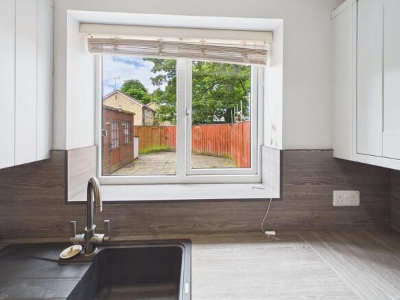 3 bed Terraced for sale Image 11