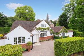 Warren Wood Cottage, Warreners Lane, Weybridge KT13 0LH