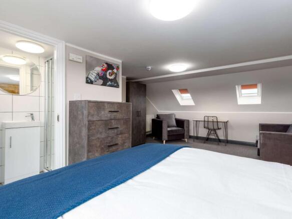 Bedroom7 (2).jpg
