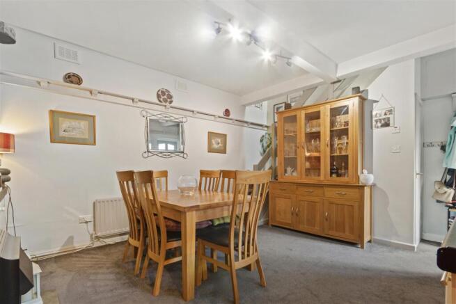 DINING ROOM/KITCHEN